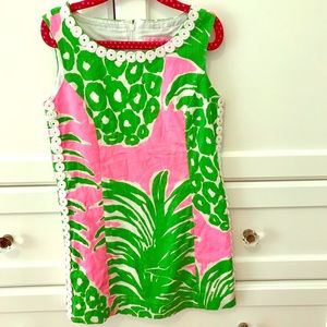 Lilly Pulitzer pineapple shift size 6